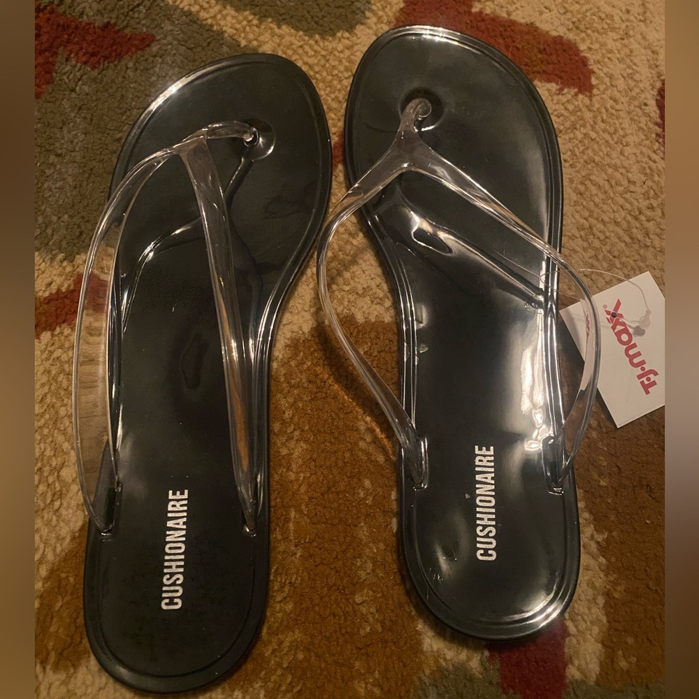 Cushionaire Women’s Black Sandals with Clear Straps